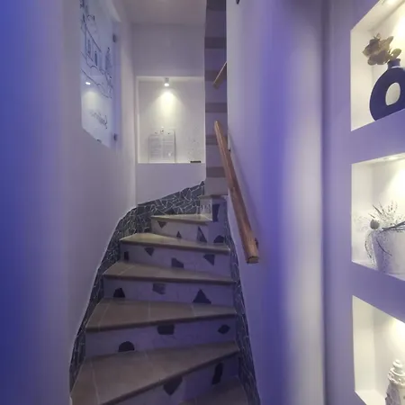 Santorini فندق مبيت وإفطار