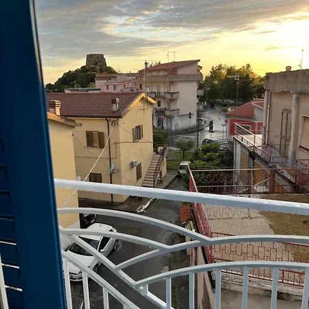 Alojamento de Acomodação e Pequeno-almoço Santorini Scalea