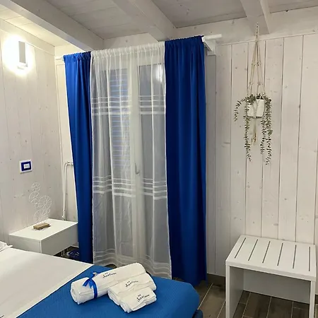 Santorini סקליאה