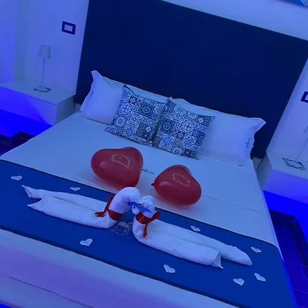 Santorini Frühstückspension Scalea