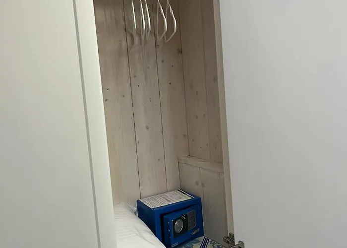 Santorini Oda ve Kahvaltı Scalea